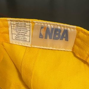 Vintage LA Lakers SnapBack NBA Officially Licensed